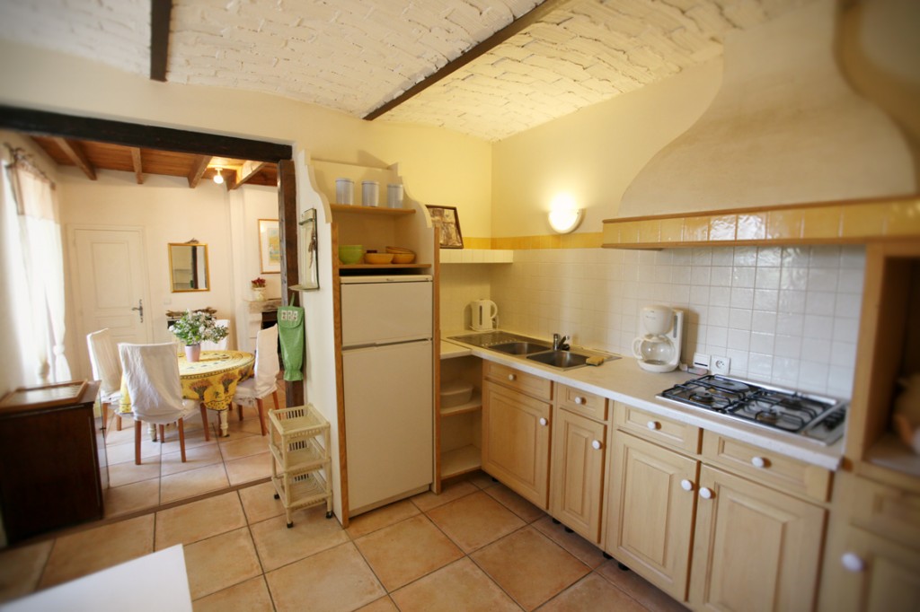 Marius - cuisinet et salon Marius - cuisinet et salon